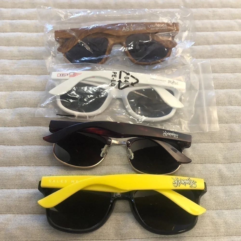 Lot of 4 pairs of sunglasses